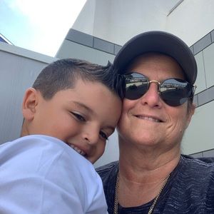 Meet your Posher, Sandra